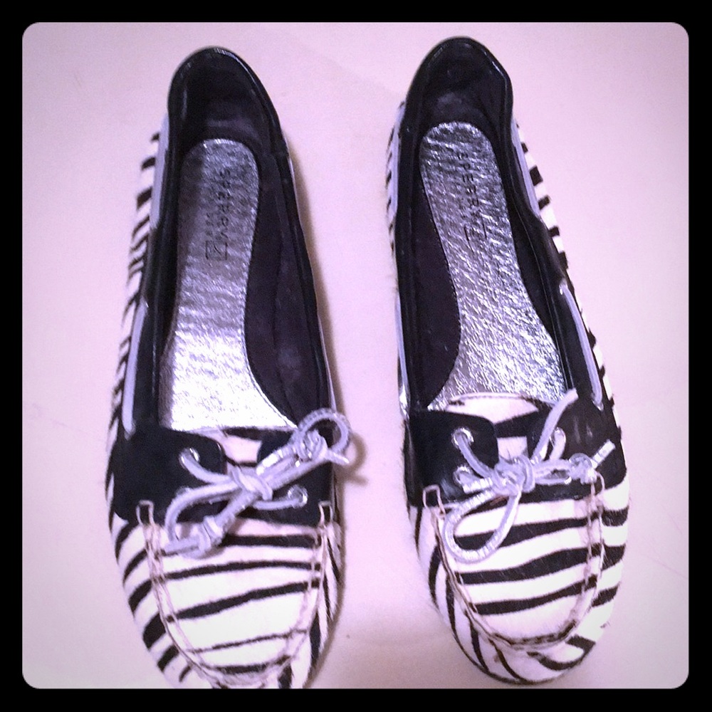 Sperry zebra print loafers size 7.5